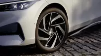 DB2023AU00223