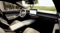 DB2023AU00227
