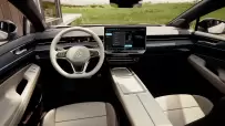 DB2023AU00282