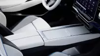 DB2023AU00366