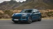 2024-Porsche-Cayenne-26