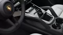 2024-Porsche-Cayenne-28