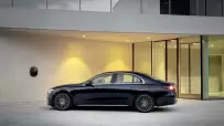 2024-Mercedes-E-Class-24