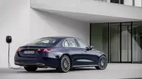 2024-Mercedes-E-Class-26