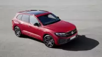 2024-VW-Touareg-1