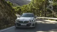 P90505031_highRes_the-new-bmw-i5-edriv