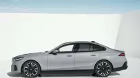P90505080_highRes_the-new-bmw-i5-edriv