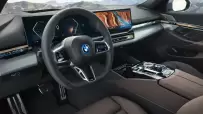 P90505125_highRes_the-new-bmw-i5-edriv