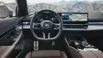P90505129_highRes_the-new-bmw-i5-edriv