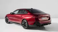 P90505490_highRes_the-new-bmw-i5-m60-x
