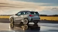 P90509758_highRes_bmw-x1-m35i-m-frozen