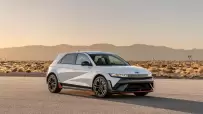 2025-Hyundai-Ioniq-5-N-30