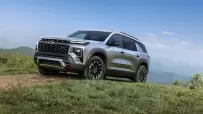 2024-chevrolet-traverse-z71-006