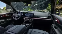 2024-chevrolet-traverse-z71-014