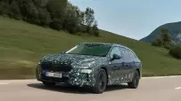 33_Covered_Skoda_Superb