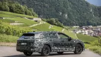6_Covered_Skoda_Superb