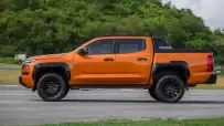 838922l