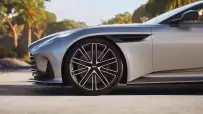Aston-Martin-DB12-Volante-9