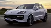 2024-Porsche-Cayenne-Turbo-E-Hybrid-3
