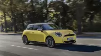 P90537185_highRes_mini-cooper-e-02-202