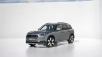 P90518508_highRes_mini-countryman-se-a
