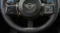 P90518567_highRes_mini-countryman-se-a