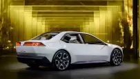 P90520627_highRes_bmw-vision-neue-klas