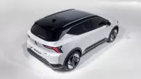 2024-Renault-Scenic-E-Tech-Studio-10