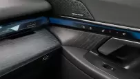 P90524338_highRes_the-new-bmw-530e-det