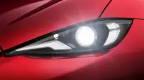 31_2023_roadster_headlight_l