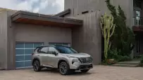 MY24 Nissan Rogue-8472