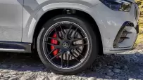 2026-Mercedes-AMG-GLE-53-PHEV-1023-20