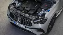 2026-Mercedes-AMG-GLE-53-PHEV-1023-23