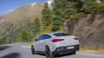 2026-Mercedes-AMG-GLE-53-PHEV-1023-5