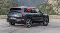 P90530280_highRes_mini-john-cooper-wor