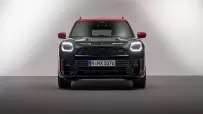 P90530302_highRes_mini-john-cooper-wor