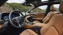 2025_Toyota-Crown-Signia-17