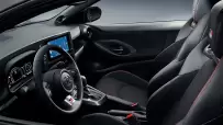 toyota-yar55-sideview-cockpit-ret