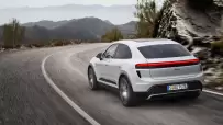 2024-Porsche-Macan-EV-2