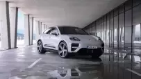 2024-Porsche-Macan-EV-3