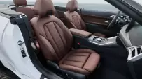 2025-BMW-4-Series-Convertible-0130-4