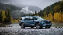 2025-Ford-Explorer-ST-1