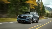 2025-Ford-Explorer-ST-11