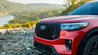 2025-Ford-Explorer-ST-15