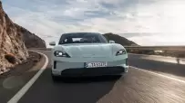 2025-Porsche-Taycan-8