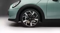 2025-MINI-ICE-Cooper-14-scaled