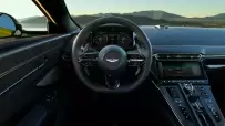 2025-Aston-Martin-Vantage-12