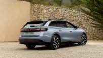 DB2024AU00275_large