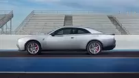 2025-Dodge-Charger-00009