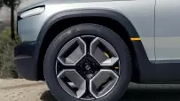 Rivian-R3-0307-1